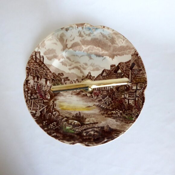 VINTAGE JOHNSON BROS OLDE ENGLISH COUNTRYSIDE 3 TIERED CHINA SERVING TRAY - Picture 14 of 16